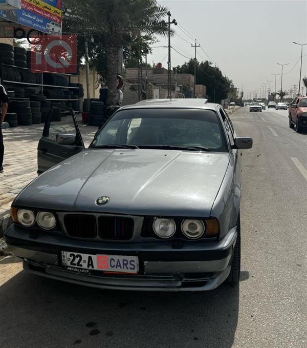 بي ام دبليو الفئة 5 1990 للبيع في العراق - النجف